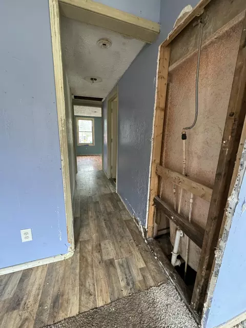 910 S Newton Ave, Springfield, MO 65806 photo 8