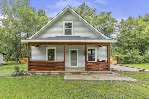 1825 N Burton Ave, Springfield, MO 65803