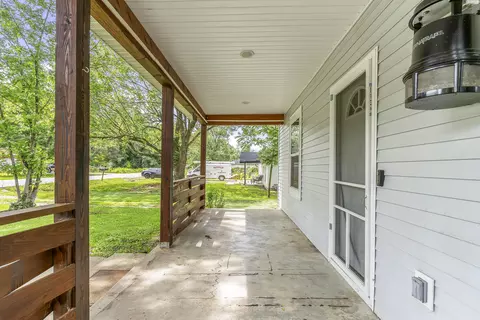Exterior - 1825 N Burton Ave, Springfield, MO 65803 photo 3 of 7