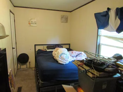 Bedroom - 1315 Summit Rd, Grovespring, MO 65662 photo 2 of 2