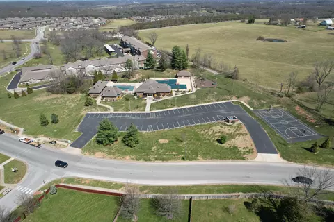 View/Area - 921 E Thorndale Dr, Nixa, MO 65714 photo 2 of 4