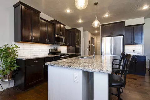 Kitchen - 921 E Thorndale Dr, Nixa, MO 65714 photo 8 of 8