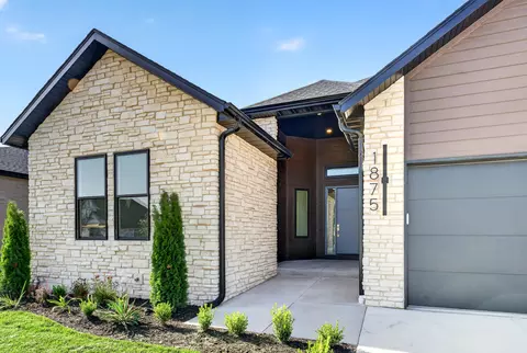 Exterior - 1875 E Skyline Ave, Ozark, MO 65721 photo 3 of 6