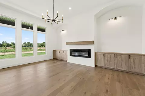 Living - 1875 E Skyline Ave, Ozark, MO 65721 photo 1 of 3
