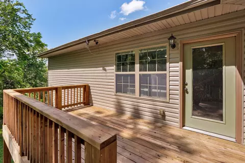 Exterior - 3031 N Albertha Ave, Springfield, MO 65803 photo 5 of 10
