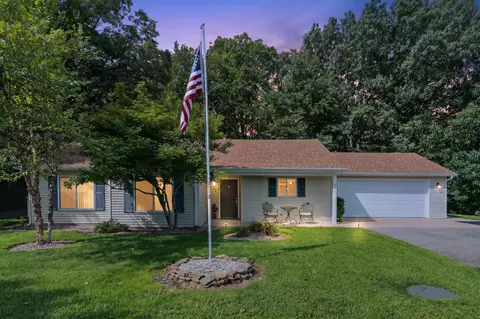 211 N Catamount Blvd, Branson West, MO 65737