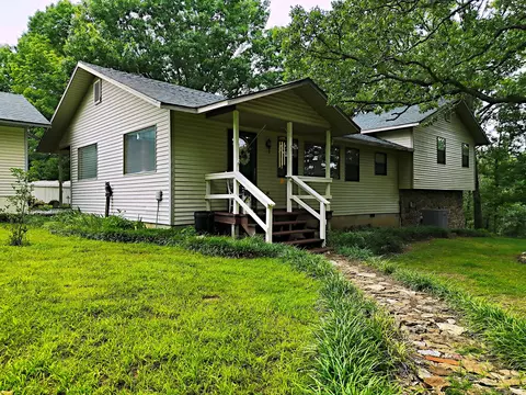 Exterior - 28704 Cromwell Rd, Shell Knob, MO 65747 photo 12 of 15