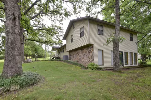 Exterior - 28704 Cromwell Rd, Shell Knob, MO 65747 photo 8 of 15