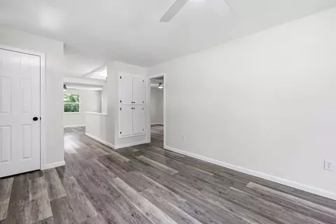 Living - 183 Allaman Dr, Forsyth, MO 65653 photo 2 of 6