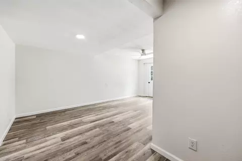 Living - 183 Allaman Dr, Forsyth, MO 65653 photo 6 of 6