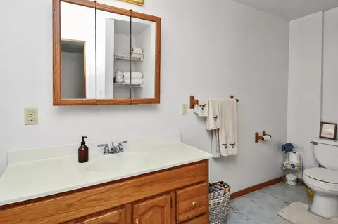 Bath - 2209 State Highway Dd, Marshfield, MO 65706 photo 3 of 5