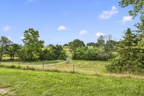 Exterior - 2209 State Highway Dd, Marshfield, MO 65706 photo 3 of 9