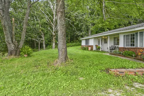 Exterior - 2209 State Highway Dd, Marshfield, MO 65706 photo 4 of 9