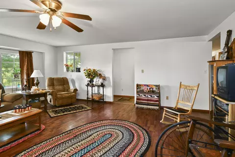 Living - 2209 State Highway Dd, Marshfield, MO 65706 photo 3 of 8