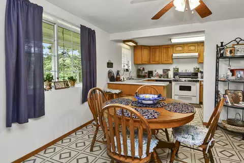 Dining - 2209 State Highway Dd, Marshfield, MO 65706 photo 1 of 3