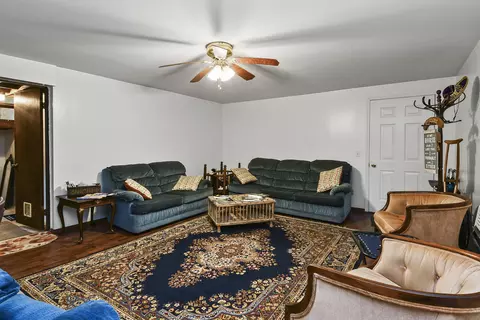 Living - 2209 State Highway Dd, Marshfield, MO 65706 photo 6 of 8