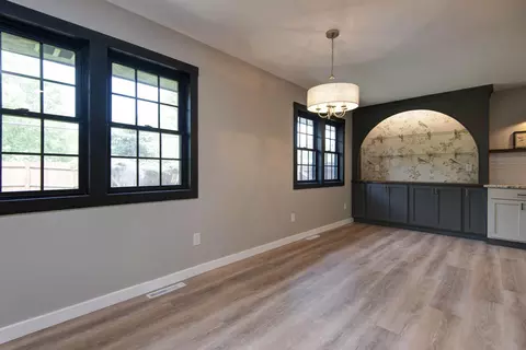 Other - 2329 E Meadow Dr, Springfield, MO 65804 photo 1 of 7