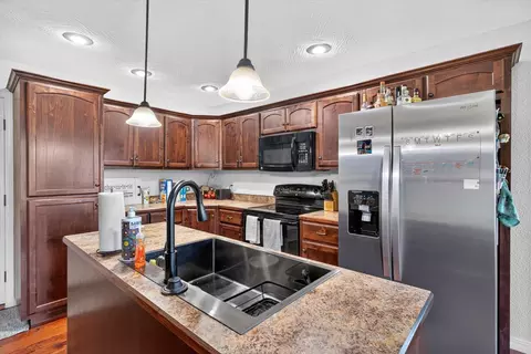 Kitchen - 1208 S Jaylin Ave, Springfield, MO 65802 photo 1 of 2