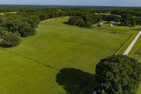 View/Area - 882 Trout Rd, Ozark, MO 65721 photo 3 of 7