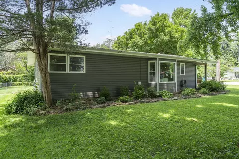 Exterior - 2207 S Florence Ave, Springfield, MO 65807 photo 4 of 9