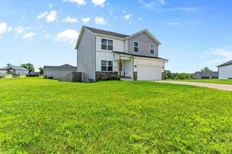 Exterior - 1122 E Lakota St, Nixa, MO 65714 photo 3 of 7