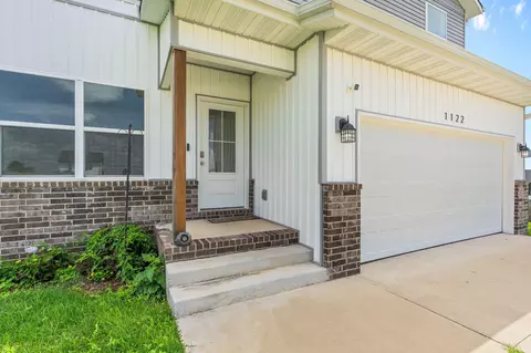 Exterior - 1122 E Lakota St, Nixa, MO 65714 photo 5 of 7