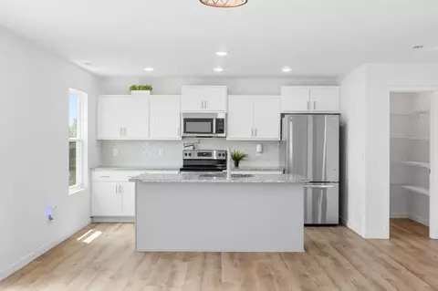 Kitchen - 1122 E Lakota St, Nixa, MO 65714 photo 1 of 3