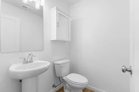 Bath - 1122 E Lakota St, Nixa, MO 65714 photo 1 of 4