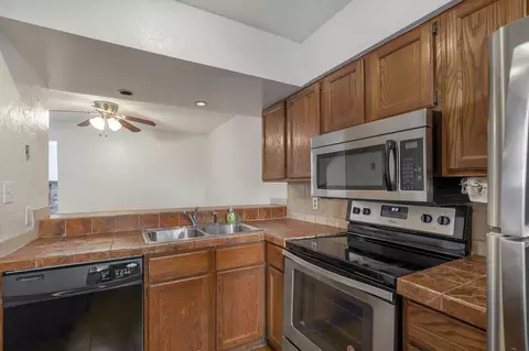 2700 S Ingram Mill Rd #3, Springfield, MO 65804 photo 7
