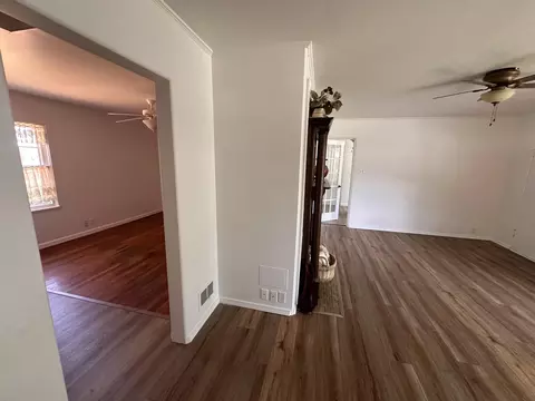 Living - 311 Brown St, Branson, MO 65616 photo 1 of 4