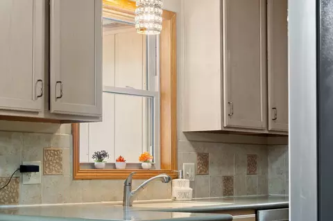 Kitchen - 111 Vin Villa, Forsyth, MO 65653 photo 1 of 3