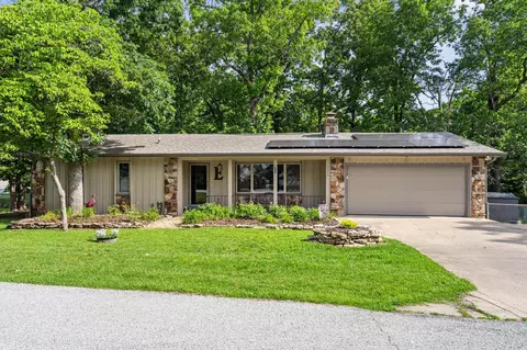 111 Vin Villa, Forsyth, MO 65653