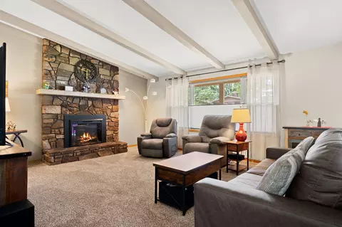Living - 111 Vin Villa, Forsyth, MO 65653 photo 1 of 2