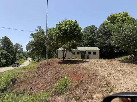 18539 Illinois Ave, Eminence, MO 65466