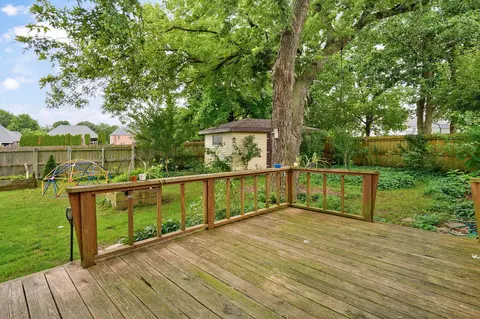 Exterior - 721 E Westchester Ct, Springfield, MO 65810 photo 6 of 14
