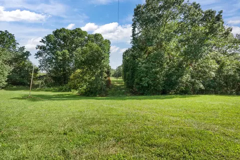 Exterior - 363 Villa Dr, Sparta, MO 65753 photo 4 of 4