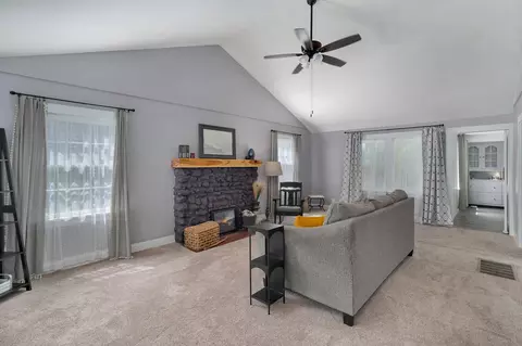 Living - 1225 E Stanford St, Springfield, MO 65804 photo 1 of 1