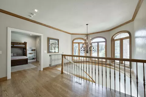 Entry Way - 410 S Oaks Dr, Springfield, MO 65809 photo 6 of 12