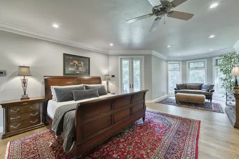 Bedroom - 410 S Oaks Dr, Springfield, MO 65809 photo 5 of 13