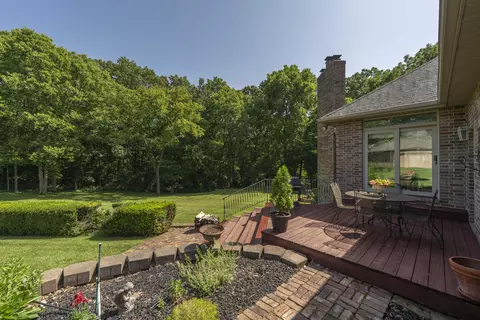 Exterior - 410 S Oaks Dr, Springfield, MO 65809 photo 25 of 25