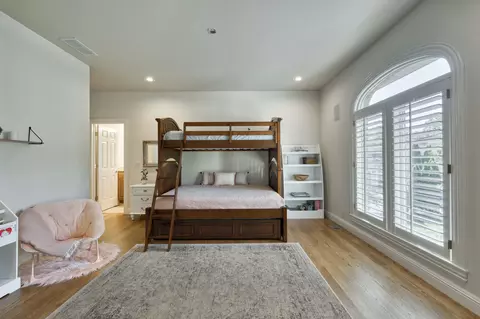 Bedroom - 410 S Oaks Dr, Springfield, MO 65809 photo 1 of 13