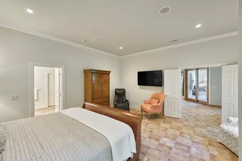 Bedroom - 410 S Oaks Dr, Springfield, MO 65809 photo 12 of 13