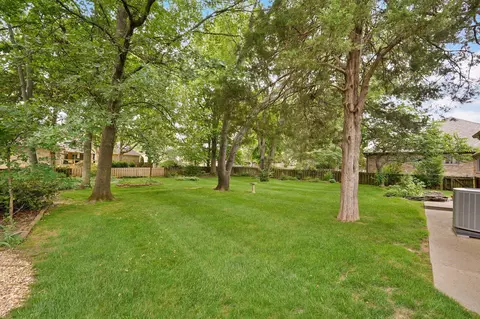 Exterior - 2017 E Richmond St, Springfield, MO 65804 photo 10 of 10