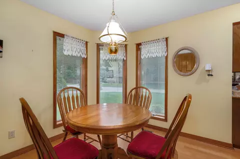 Dining - 2017 E Richmond St, Springfield, MO 65804 photo 3 of 3