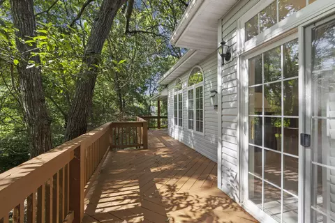 Exterior - 2520 W Arlington St, Springfield, MO 65810 photo 7 of 17