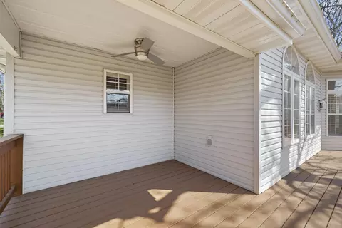 Exterior - 2520 W Arlington St, Springfield, MO 65810 photo 5 of 17