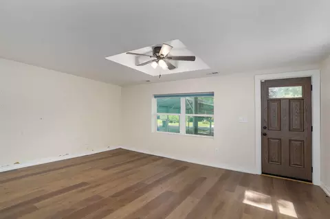 Living - 2510 W Madison St, Springfield, MO 65802 photo 3 of 4