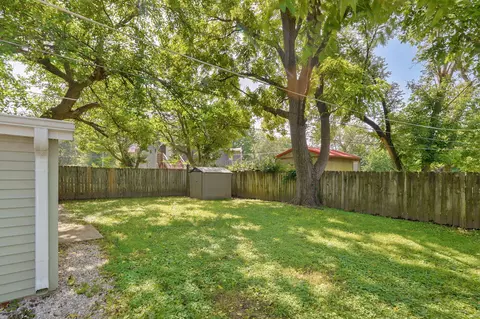 Exterior - 2510 W Madison St, Springfield, MO 65802 photo 3 of 7