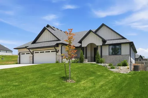Exterior - 6080 S Holland Ave, Springfield, MO 65810 photo 2 of 10