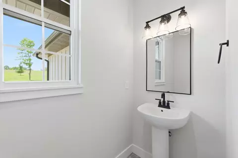 Bath - 6080 S Holland Ave, Springfield, MO 65810 photo 6 of 6